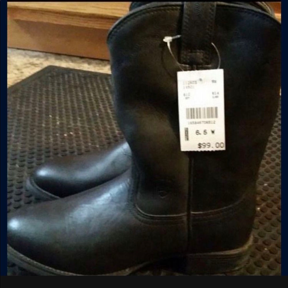 Black Cowboy Boots